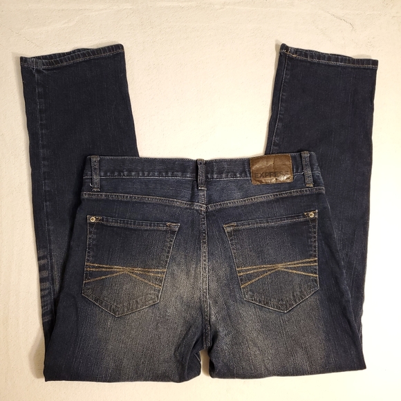 EXPRESS - 32x30 - Picture 2 of 5